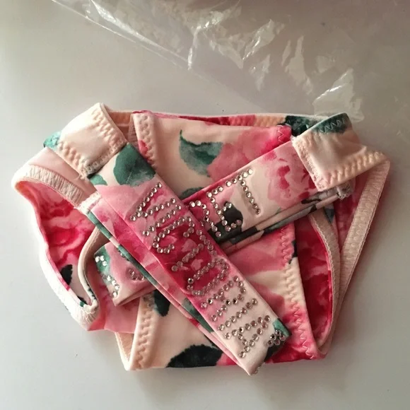 🌸😍VS Shine Strap Push-Up Bra & Brazilian Panty Set - Picture 11 of 11